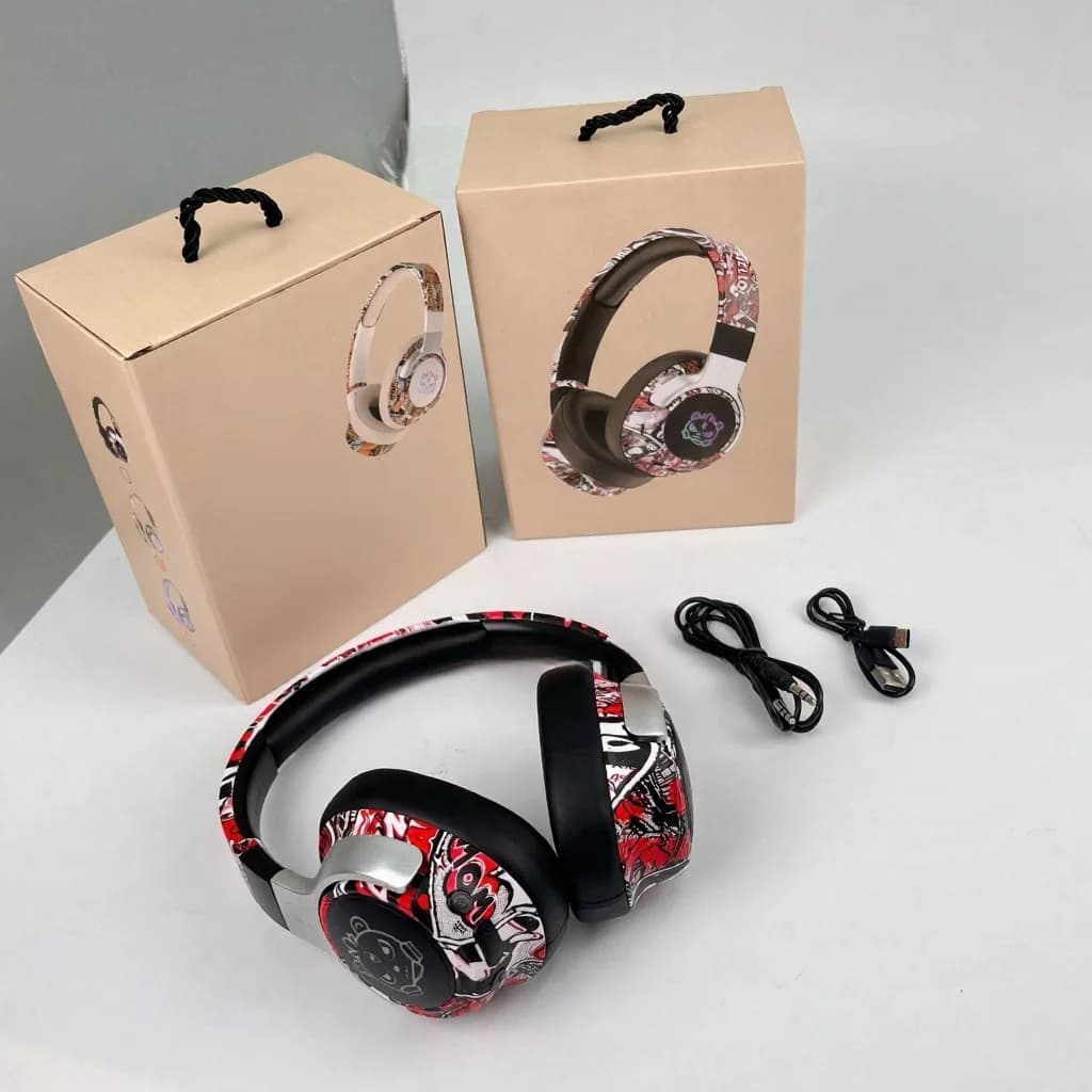 Graffiti Over-Ear Bluetooth Headphones with RGB Lights and Mic