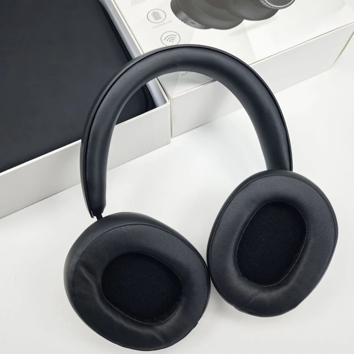 Over-Ear Wireless Bluetooth Headphones with Noise Cancelling and Case
