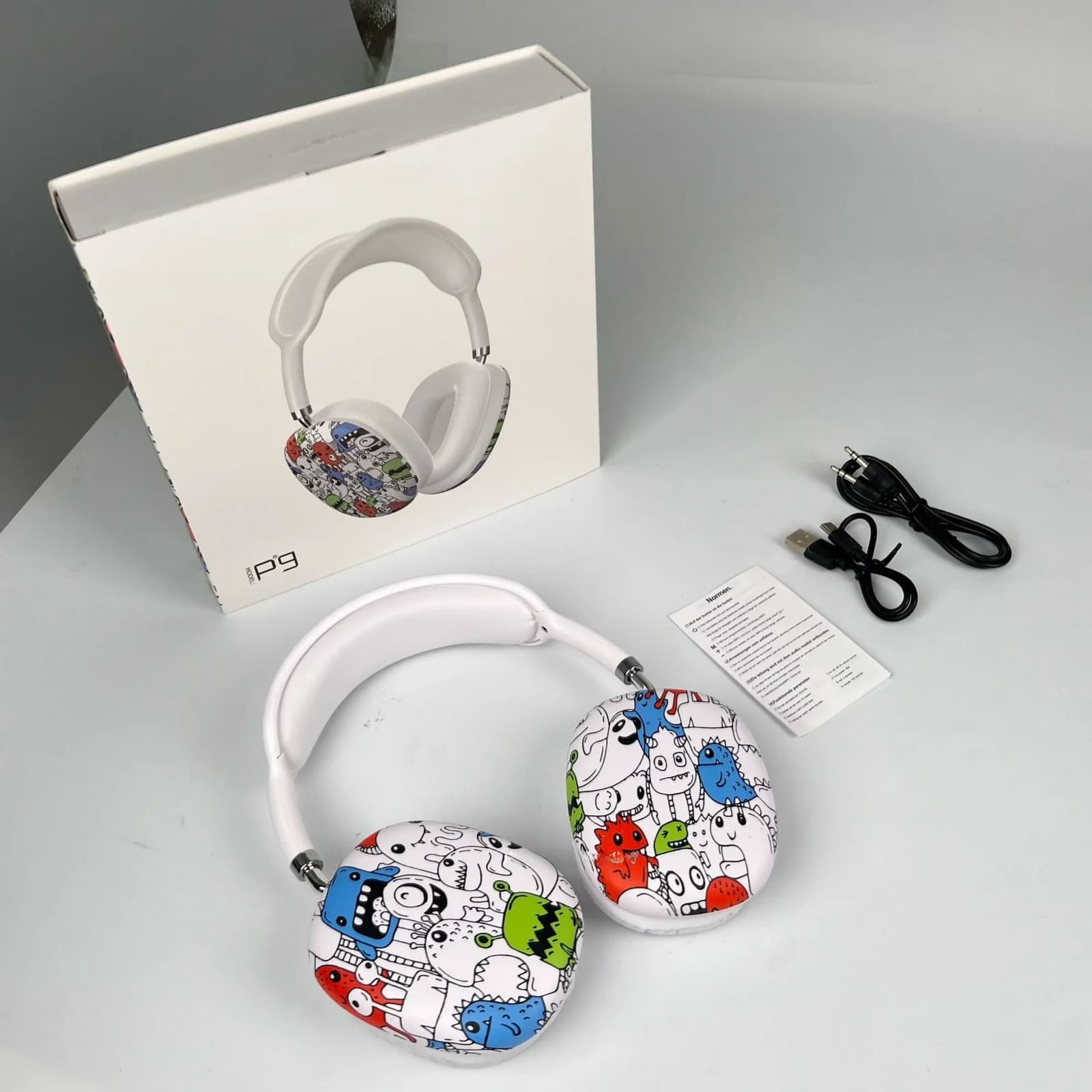 Graffiti Over-Ear Wireless Headphones with TF Card and AUX